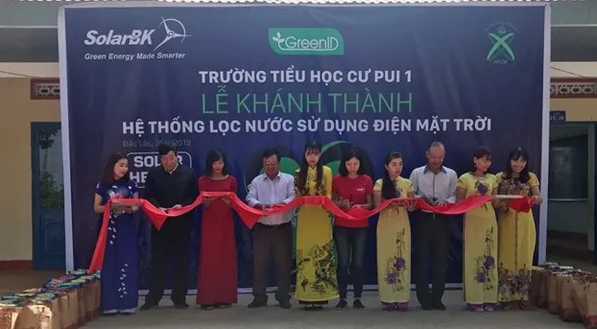 Ethnic primary school students benefit from clean energy