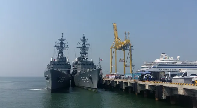 Japanese coast guard ships visit Đà Nẵng