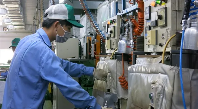 Exports help push up trade surplus in first quarter