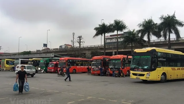 Hà Nội adds more coaches for upcoming holidays