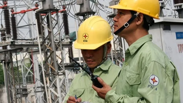 Fitch assigns Việt Nam 's EVNNPT first-time 'BB' rating; outlook stable