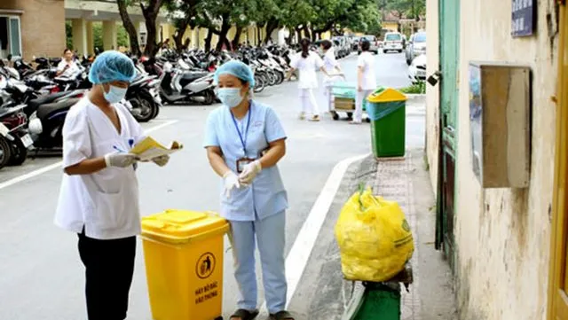 Hà Nội tightens control over medical waste