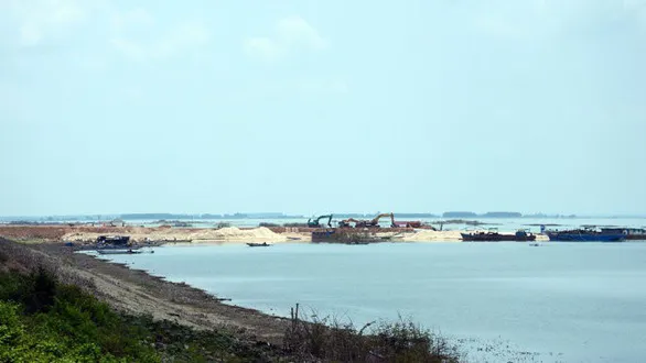 Dầu Tiếng Lake sand mining to be halted