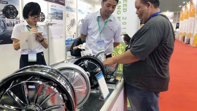 HCM City hosts medical expo, Zhejiang export fair