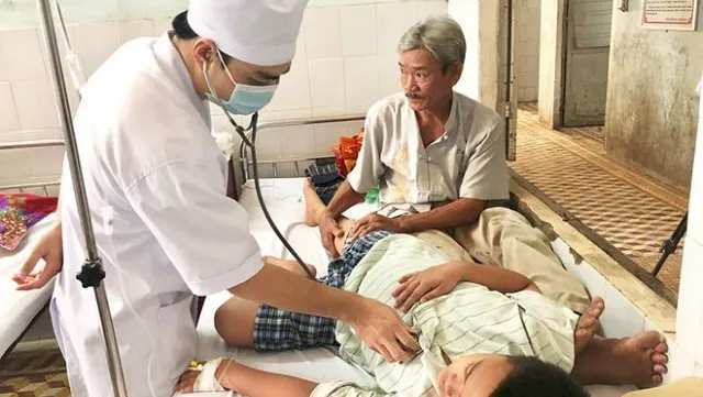 Local public hospitals fail to lure doctors despite support policies