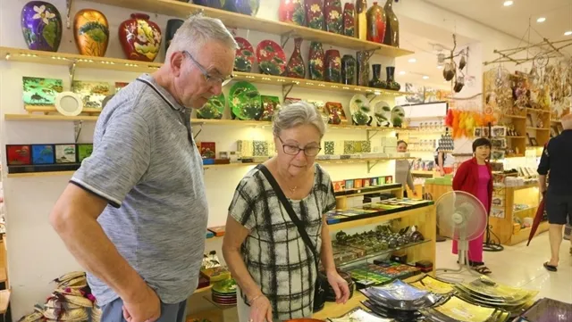 Number of foreign visitors to Việt Nam declines in June