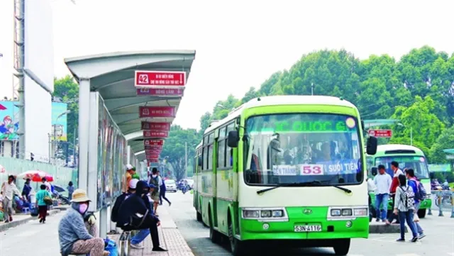 HCM City bus services seek higher subsidy