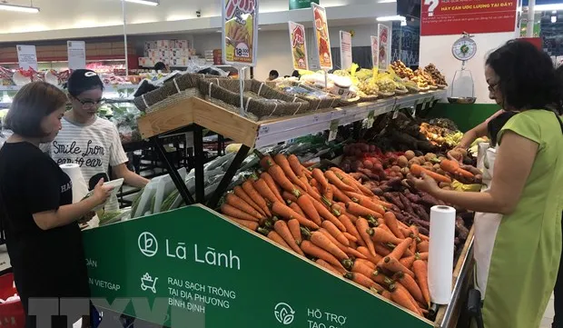 ​​​​​​​Lá Lành brand of safe vegetables enters market