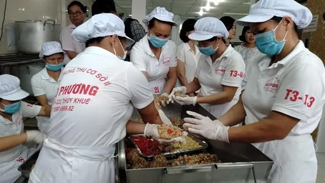 Quality of handmade moon cakes should be tightened