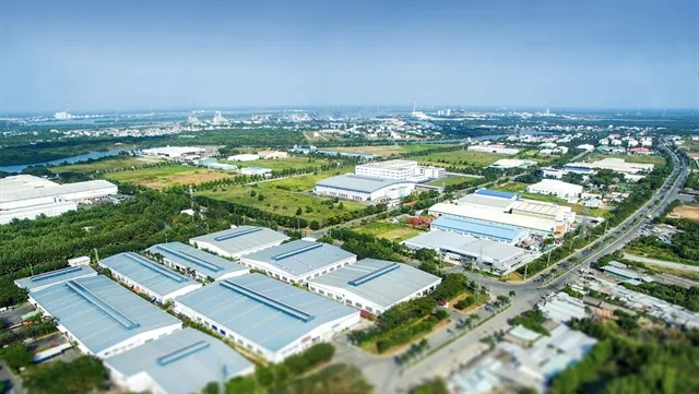 Many foreign companies move factories to Việt Nam: Savills