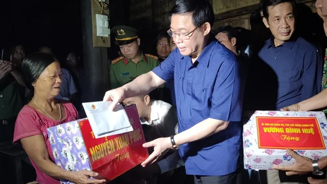 PM approves rice aid for flood-hit residents