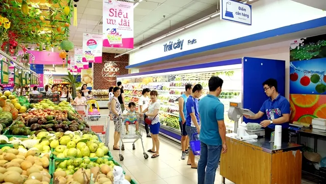 Experts upbeat about Việt Nam’s consumption outlook