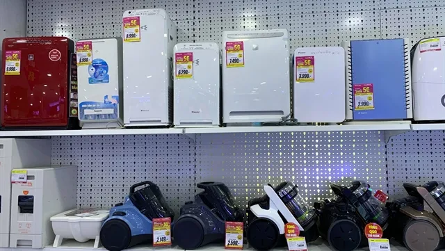 Hanoians seek solutions to air quality nightmare