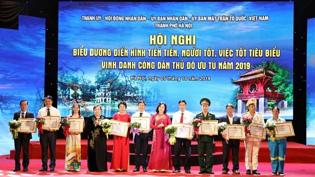 Hà Nội honours 10 outstanding citizens of 2019