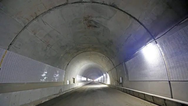 6.2-km Hải Vân Tunnel 2 near completion