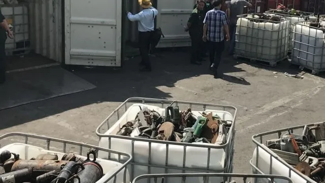 VN tackles waste container problem