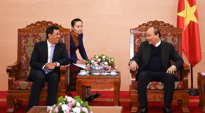 Prime Minister praises Vietnam-Laos banking cooperation