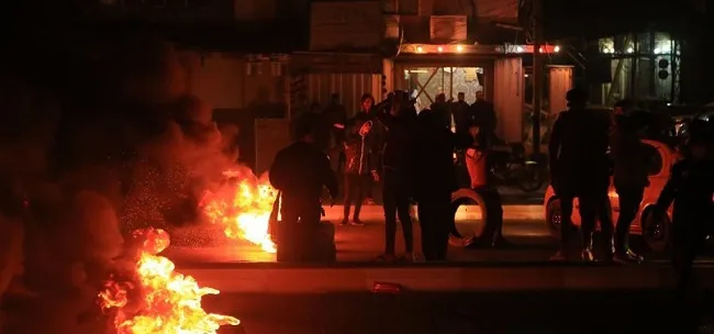 Iraqi protesters shut down southern Nassiriya oilfield