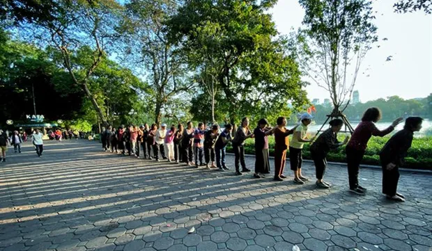 Photographer shows love for Hanoi
