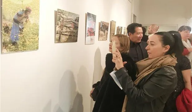 Photo exhibition on Vietnam opens in Hungary