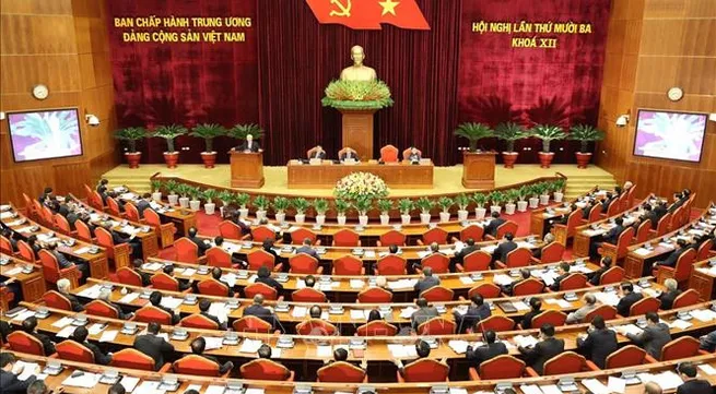 Party Central Committee discuss documents on second working day of 13th session