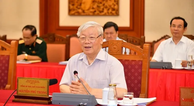 Politburo works with Standing Committee of the Police Party Central Committee