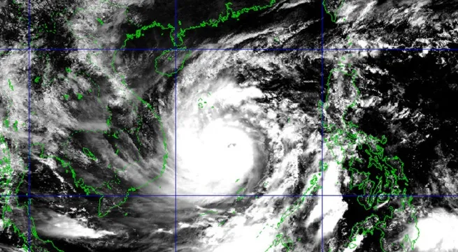 Strong Storm Molave to hit central Vietnam on Oct 28