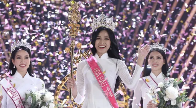 Do Thi Ha crowned Miss Vietnam 2020