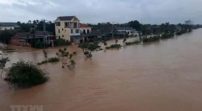 UK donates GBP500,000 to flood victims in central region