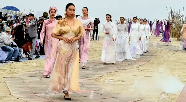 Quang Ninh holds Ao Dai festival to promote tourism