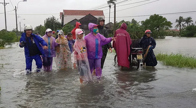 Tropical storm Etau kills two as Vietnam prepares for Typhoon Vamco