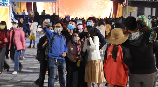 Da Nang holds festival to celebrate New Year 2021