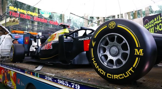 F1 Vietnam Grand Prix warms up with model car parade in Hanoi