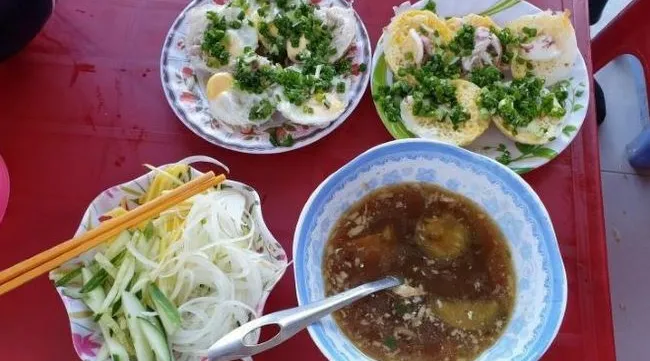 Banh can (mini egg pancakes) in Phan Rang - Thap Cham city