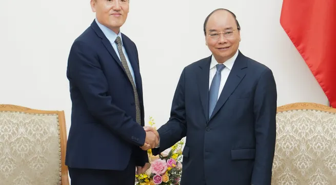 Vietnam advocates transparency in fighting COVID-19: PM