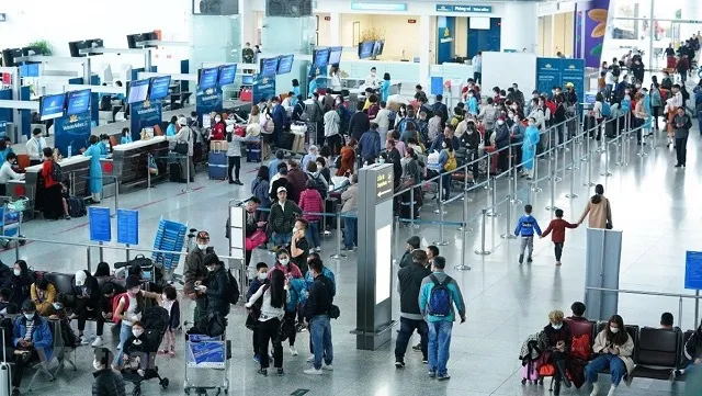 Major airports suspend receiving passenger flights from RoK amid COVID-19