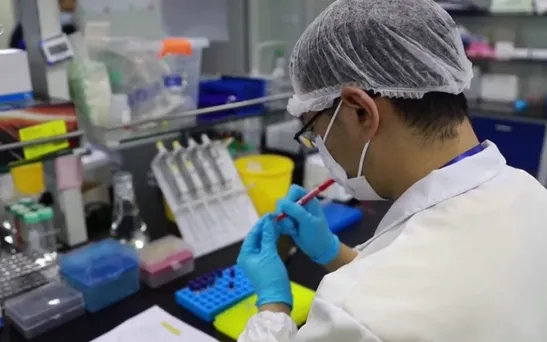 U.S helps Vietnam fight COVID-19 epidemic