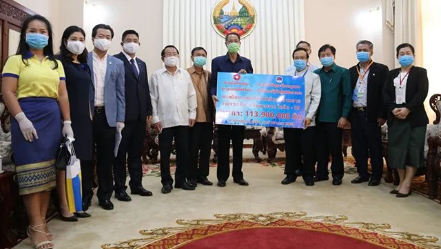 Vietnamese expat community support Laos in battling COVID-19