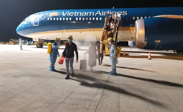 Nearly 300 Vietnamese citizens stranded in UAE repatriated