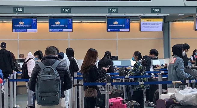 Vietnam brings home 276 citizens from Canada