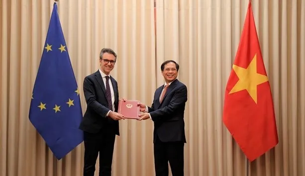 Vietnam notifies EU of its ratification of bilateral deals