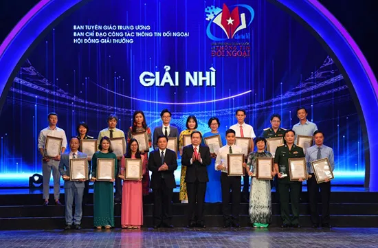 VTV won 04 National Awards on External Information