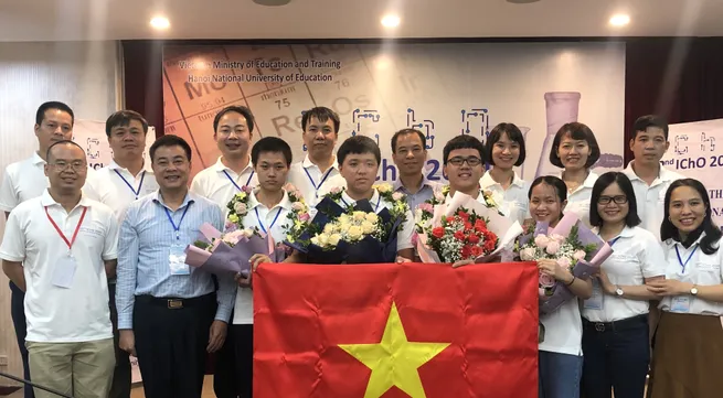 Vietnam wins 4 golds in International Chemistry Olympiads