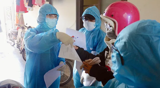 Localities urgently trace travellers from epidemic-hit areas