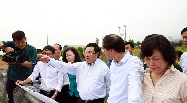 Deputy PM inspects border areas in Lao Cai