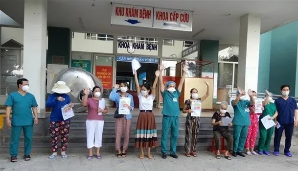 Seven more COVID-19 patients discharged from hospital in Da Nang