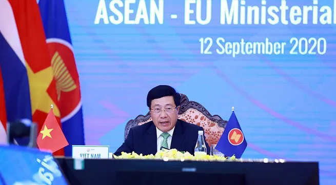 ASEAN step up cooperation with EU, India