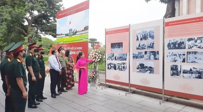 Photo exhibition spotlights President Ho Chi Minh Mausoleum