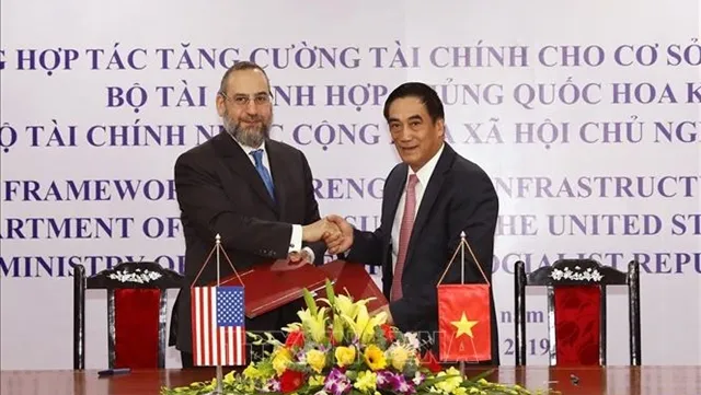 Việt Nam, US to enhance infrastructure finance