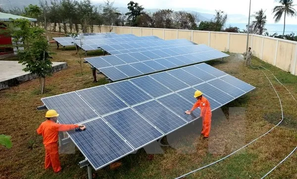 Ministry of Industry and Trade asks for supplement license of solar and wind power